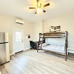Great Studio Apartment By Universities