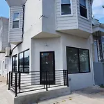 Great Studio Apartment By Universities